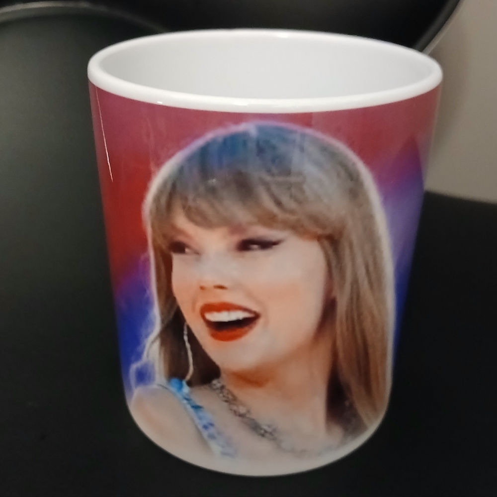 Taylor Swift Mug- New